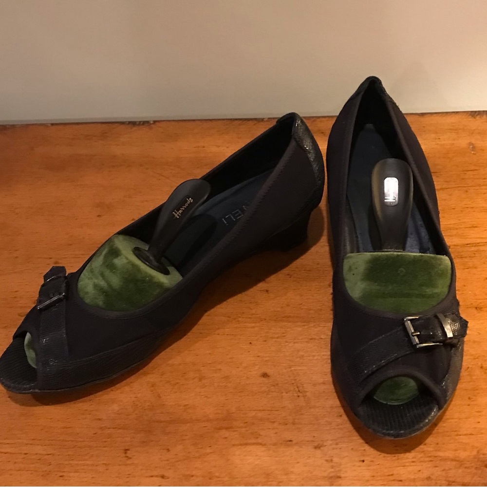 Vintage Vaneli Embossed Leather Ladies Wedge Heel